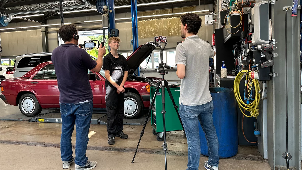 Les métiers de l'automobile devant la caméra !
Les métiers de l'automobile devant la caméra !